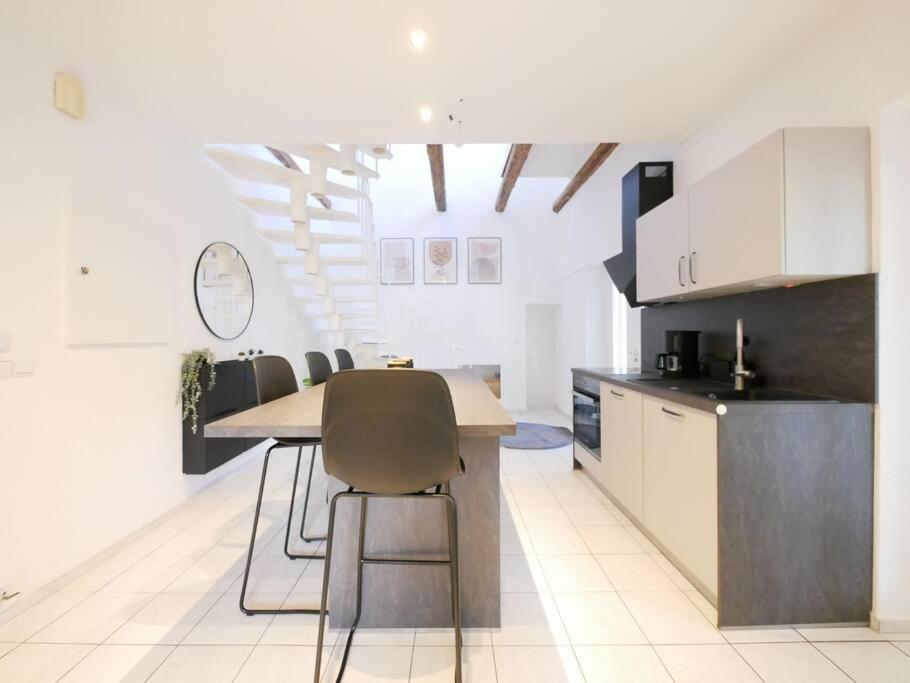 Apartmán 110 M2, Dachterrasse, Kueche, Zentral, Ruhige Lage Paderborn Exteriér fotografie