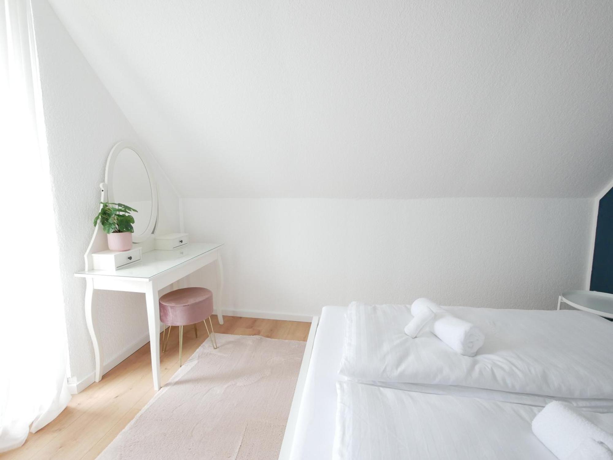Apartmán 110 M2, Dachterrasse, Kueche, Zentral, Ruhige Lage Paderborn Exteriér fotografie